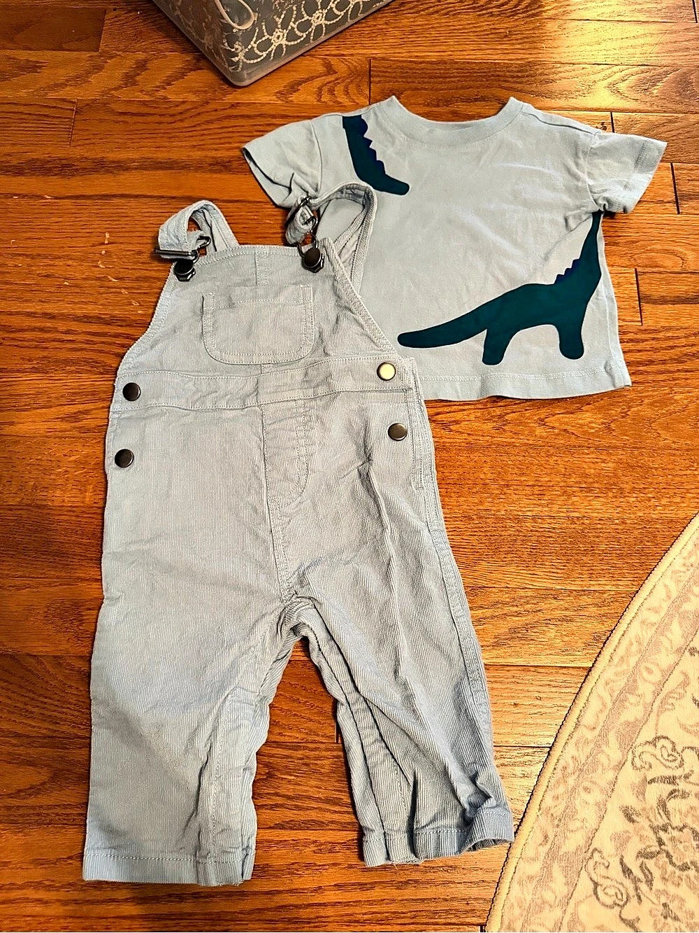 Kids Gray Graphic Matching Set
